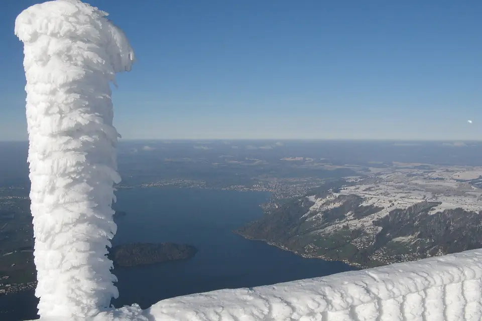 1010L Zugersee Mount Rigi