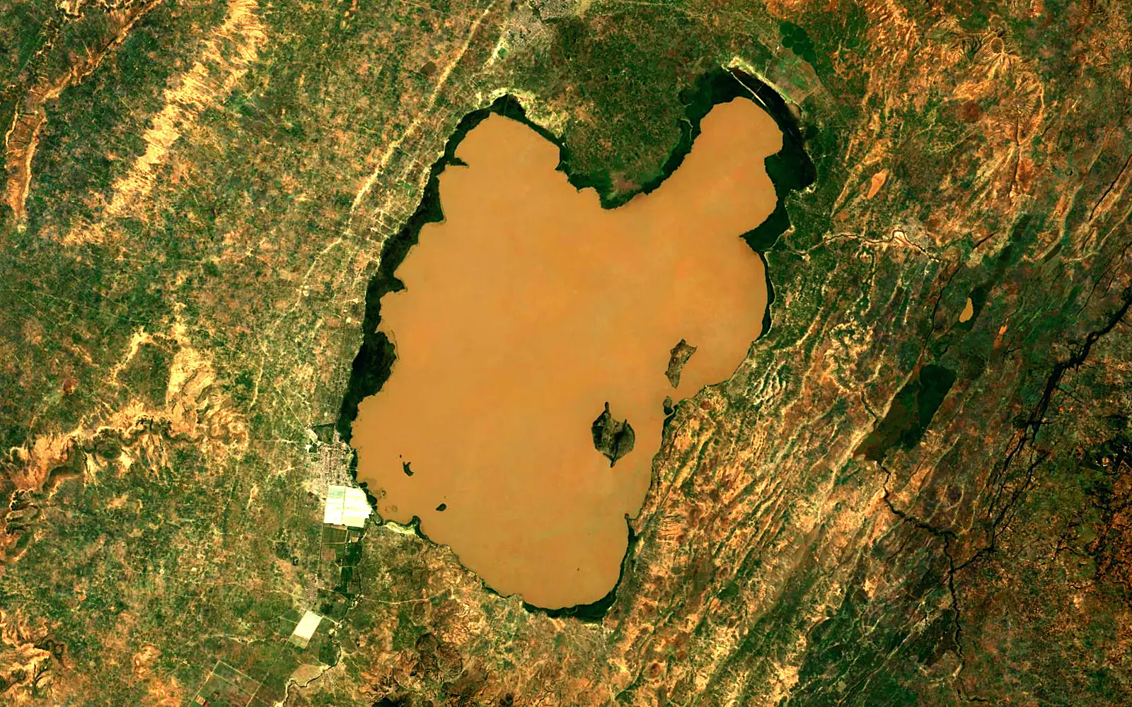 Lake Zway seen from space (Sentinel-2)