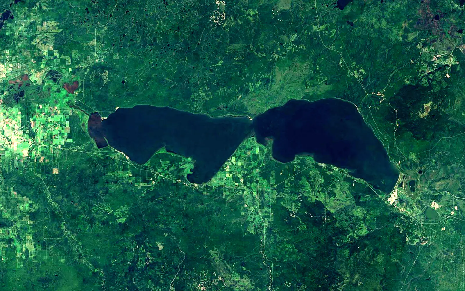 Lesser Slave Lake seen from space (Sentinel-2)