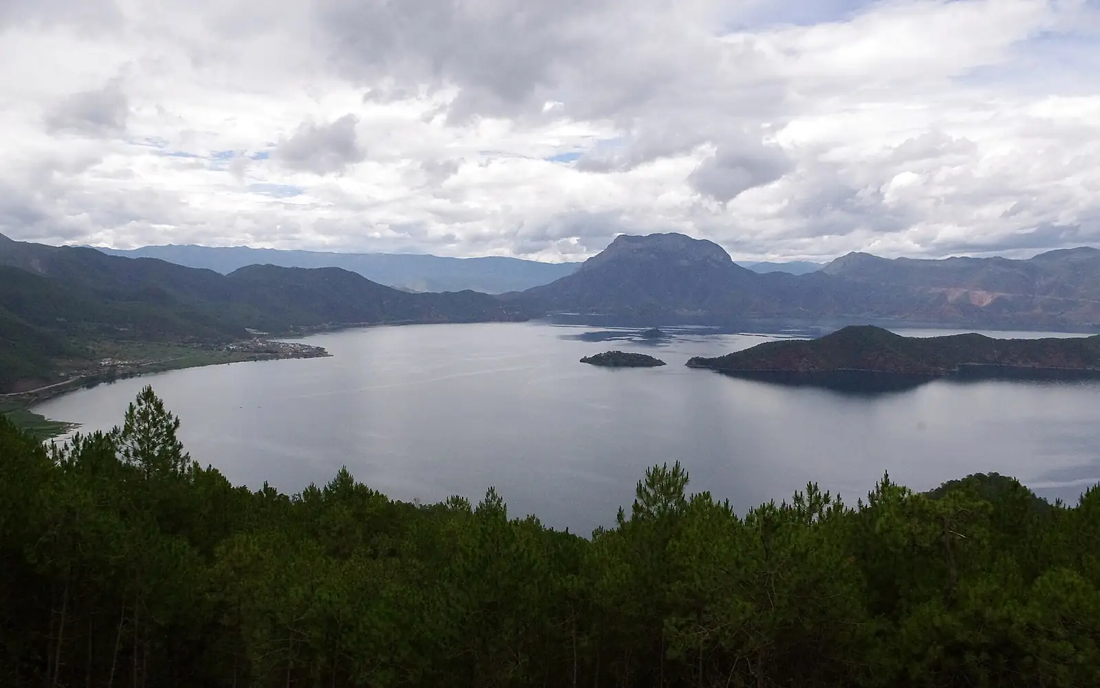 View over Lugu Lake (Luguhu Nature Reserve with WDPA ID 95771)