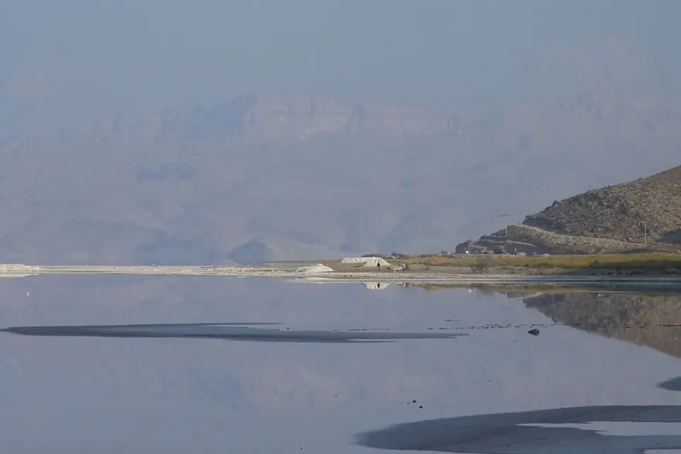 درياچه مهارلو - panoramio