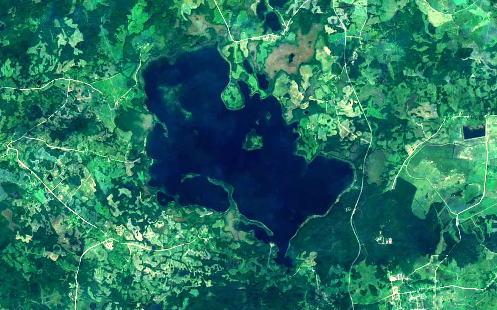 Miadziel Lake seen from space (Sentinel-2)