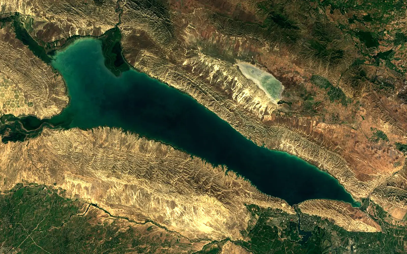 Mingachevir reservoir seen from space (Sentinel-2)