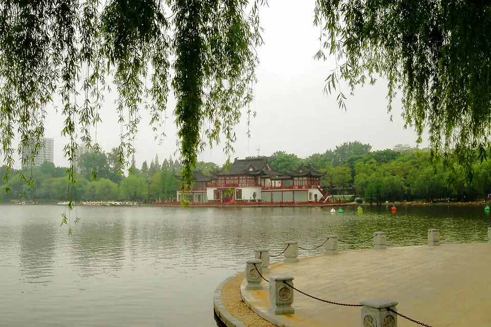 Mochou Lake1