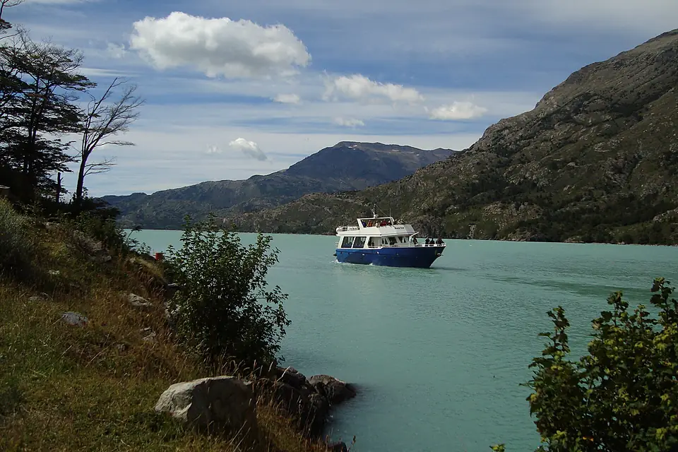 Ferry at Candelario Mancilla (3260765640)