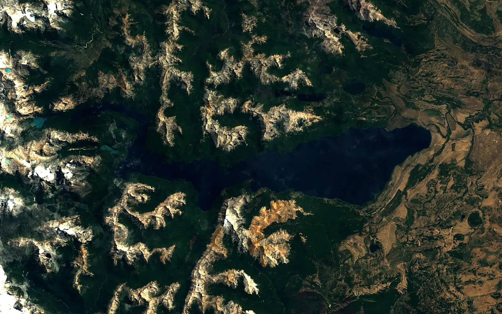 Palena/General Vintter Lake seen from space (Sentinel-2)