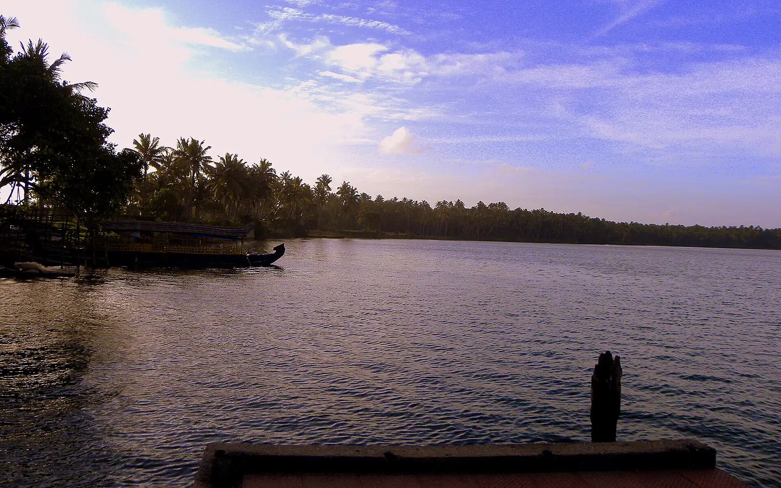 Paravur Lake, Kollam - An evening scene