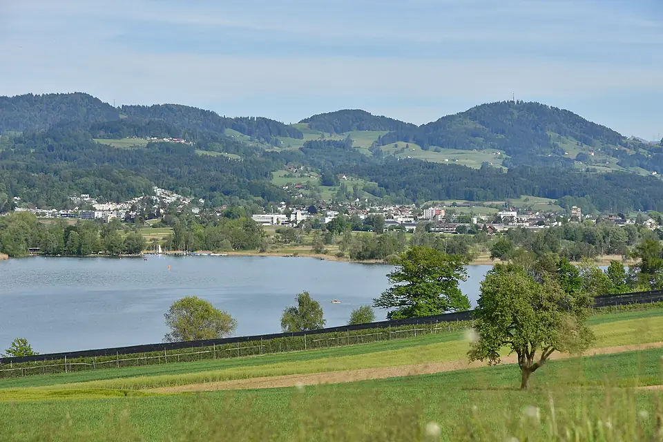 Auslikon - Bachtel - Kempten - Robenhausen - Pfäffikersee - Rutschberg - Seegräben 2016-05-21 17-24-52