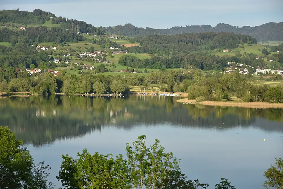 Auslikon - Pfäffikersee - Jucker Farm Seegräben 2016-05-21 19-47-06