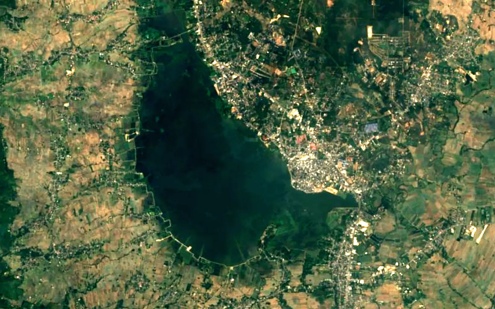 Phayao Lake seen from space (Sentinel-2)