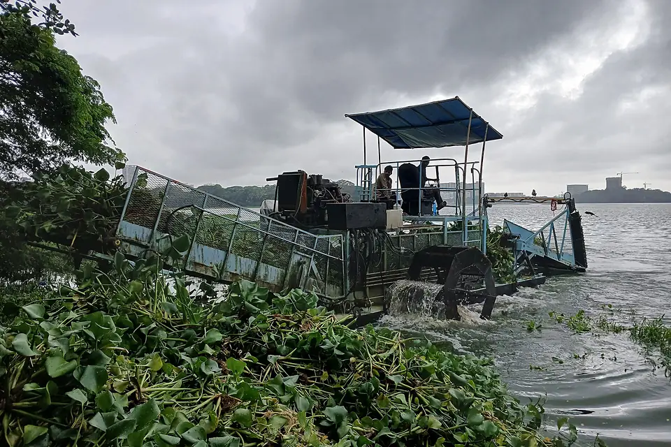 Machine cleaning water weed in Powai Lake, Mumbai. 2