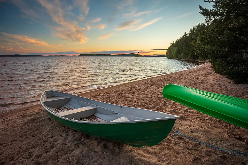 Beach facing Papienniemenselkä of Pyhäjärvi lake in Papinniemi, Parikkala, South Karelia, Finland, 2022 June - 2