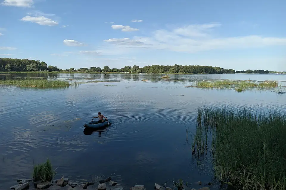 Рыбак на Саратовском водохранилище
