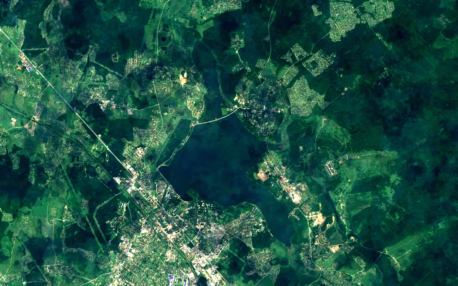 Senezh seen from space (Sentinel-2)