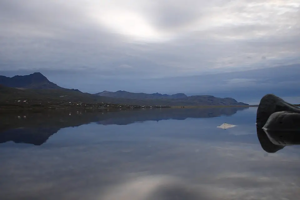 Skessuhorn reflected in Skorradalsvatn