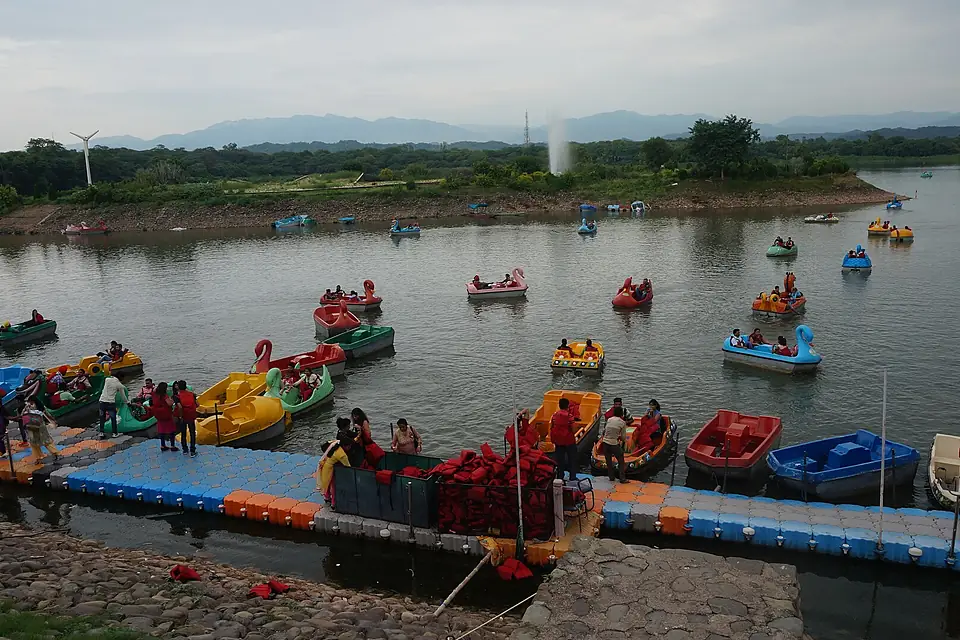 Boating in Chandigarh India 4