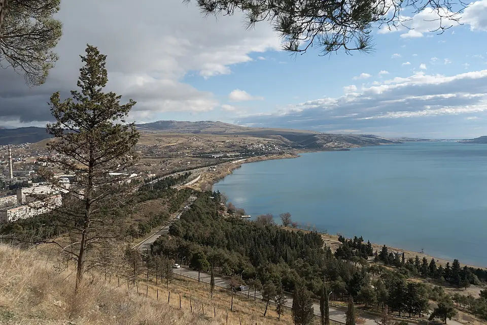 2023-12-26 Tbilisi Sea seen from The Chronicle of Georgia 2