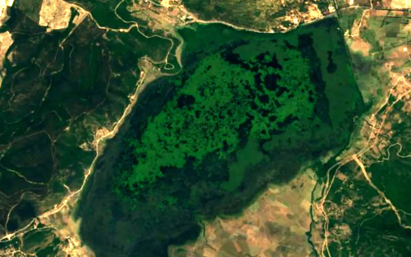 Tonga Lake seen from space (Sentinel-2)
