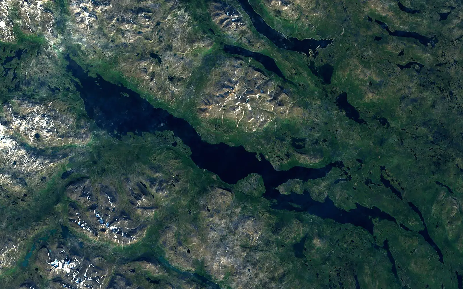 Torneträsk seen from space (Sentinel-2)