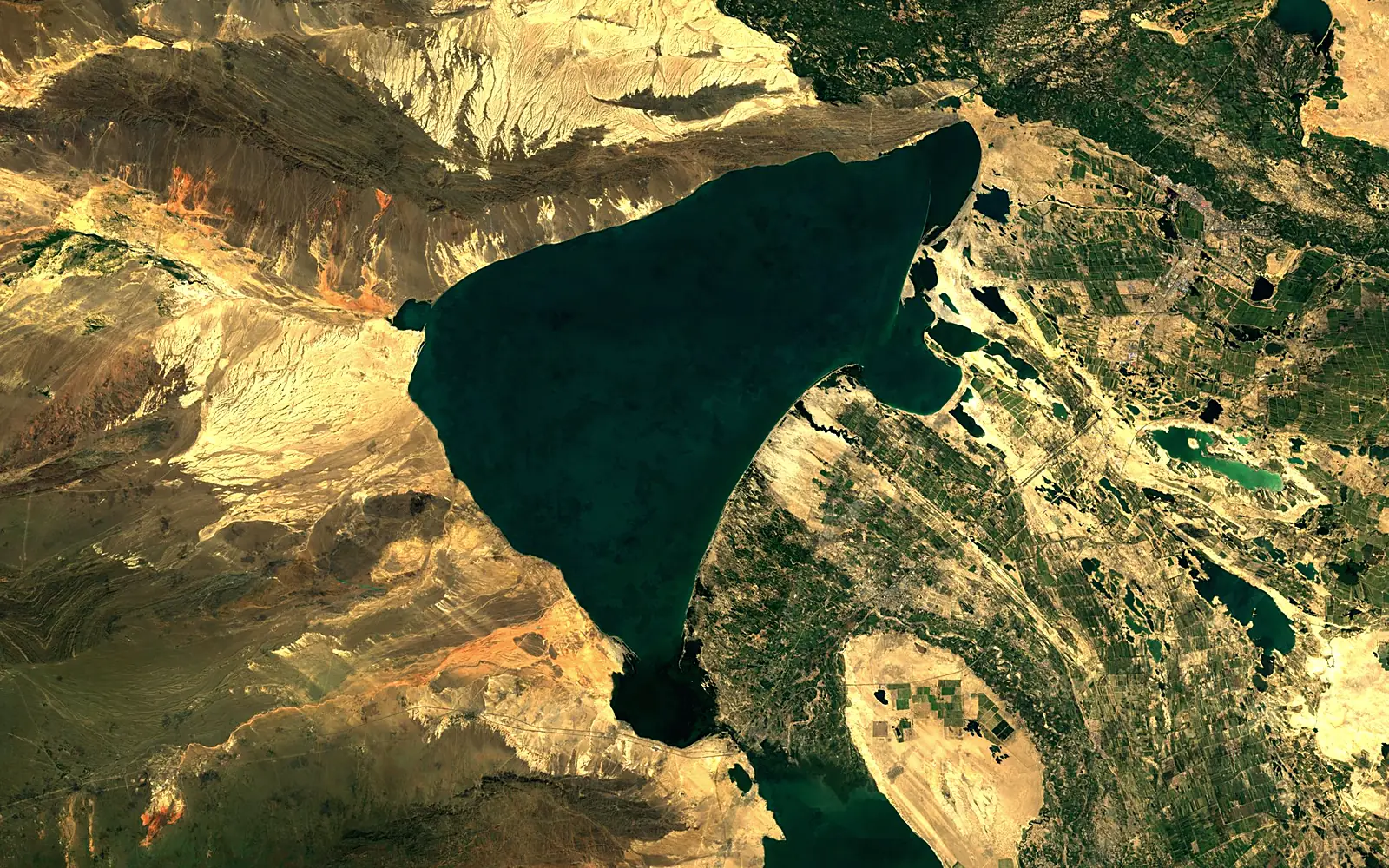 Ulungur Lake seen from space (Sentinel-2)