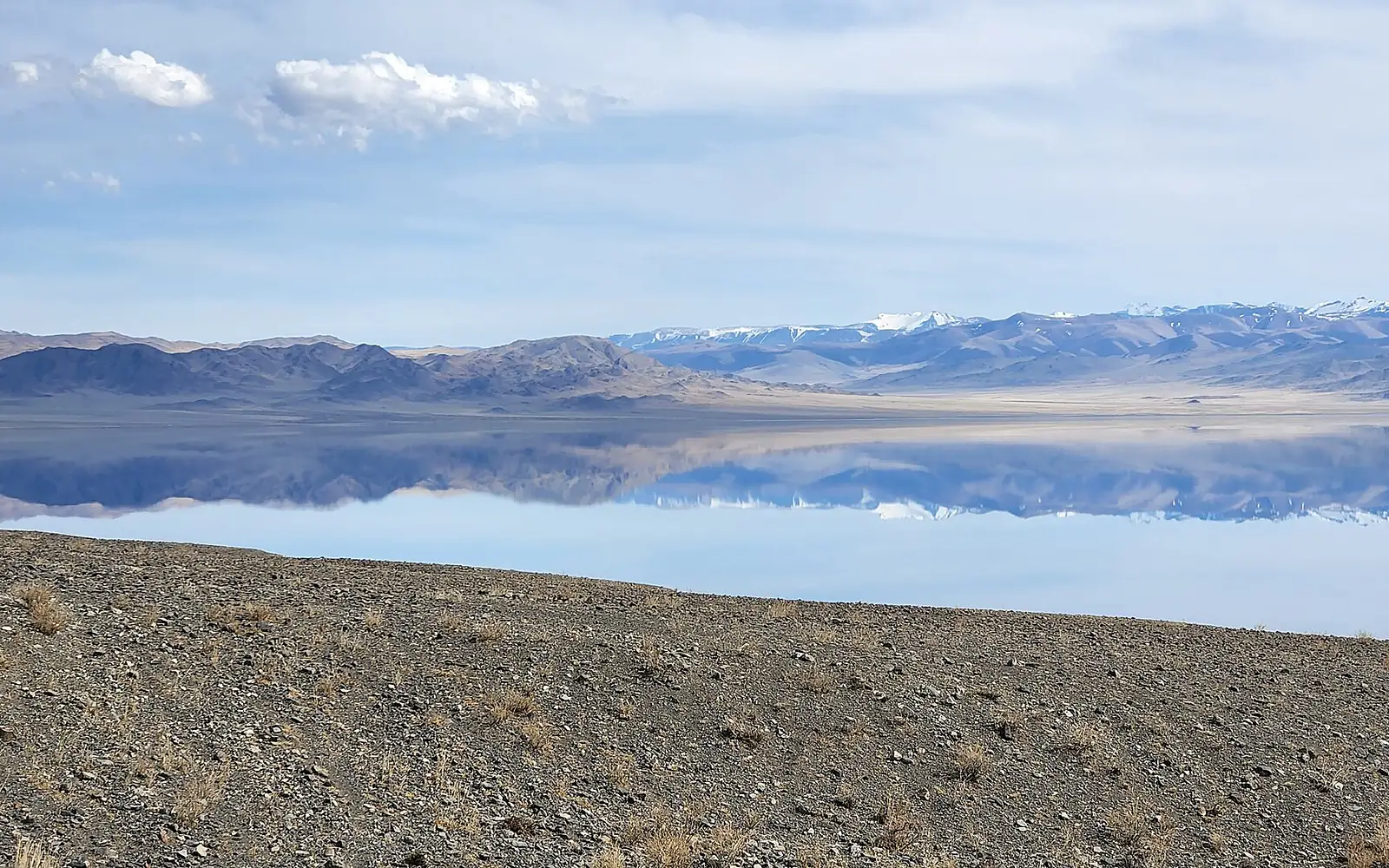 Uureg Lake landscape 2 2022