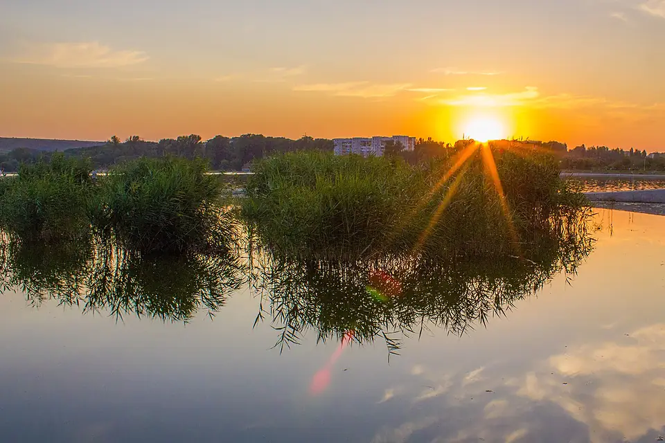 Apus pe lacul "Valea Morilor"