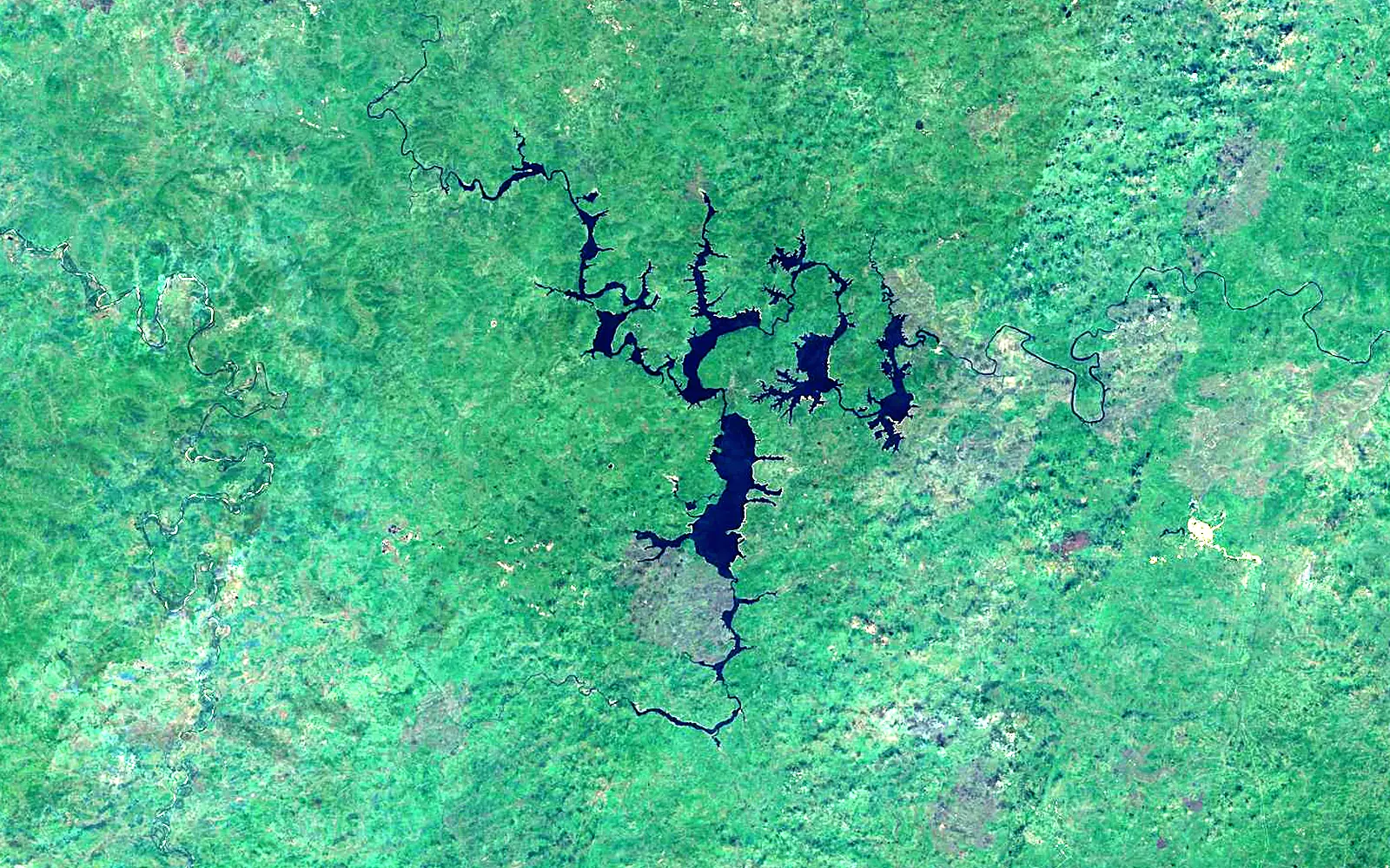 Vilyuy Reservoir seen from space (Sentinel-2)