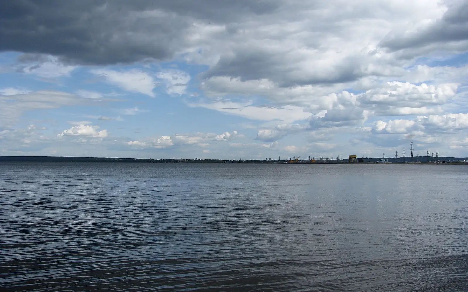 Воткинское водохранилище - верхний бьеф
