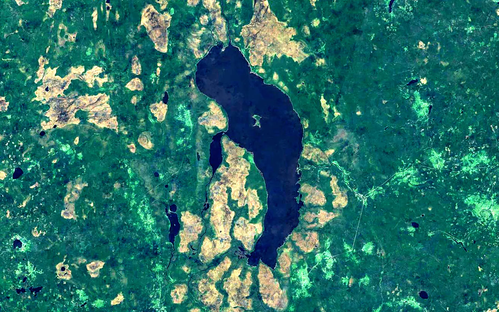 Vozhe seen from space (Sentinel-2)