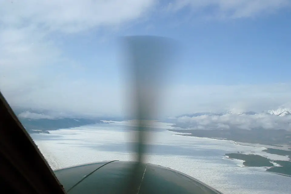 Headed up Williston Lake (434663213)