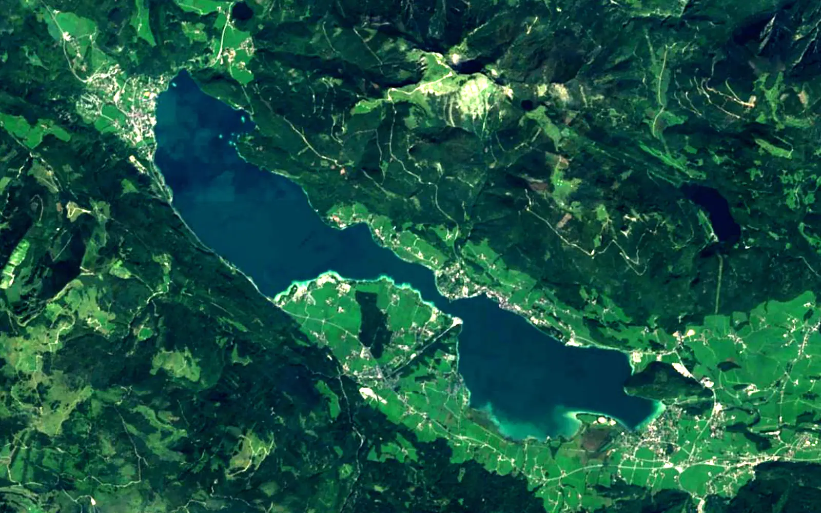 Wolfgangsee seen from space (Sentinel-2)
