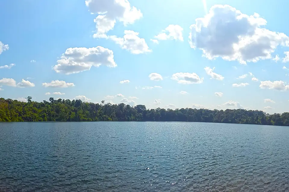Yeak Laom Lake in Paranoma -Photo 2016-